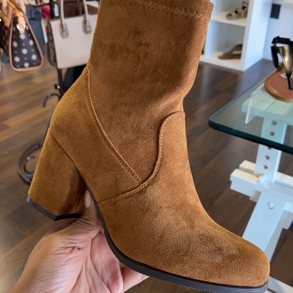 Tan Faux Suede Boots Pierre Dumas Boots - Picture 3 of 4